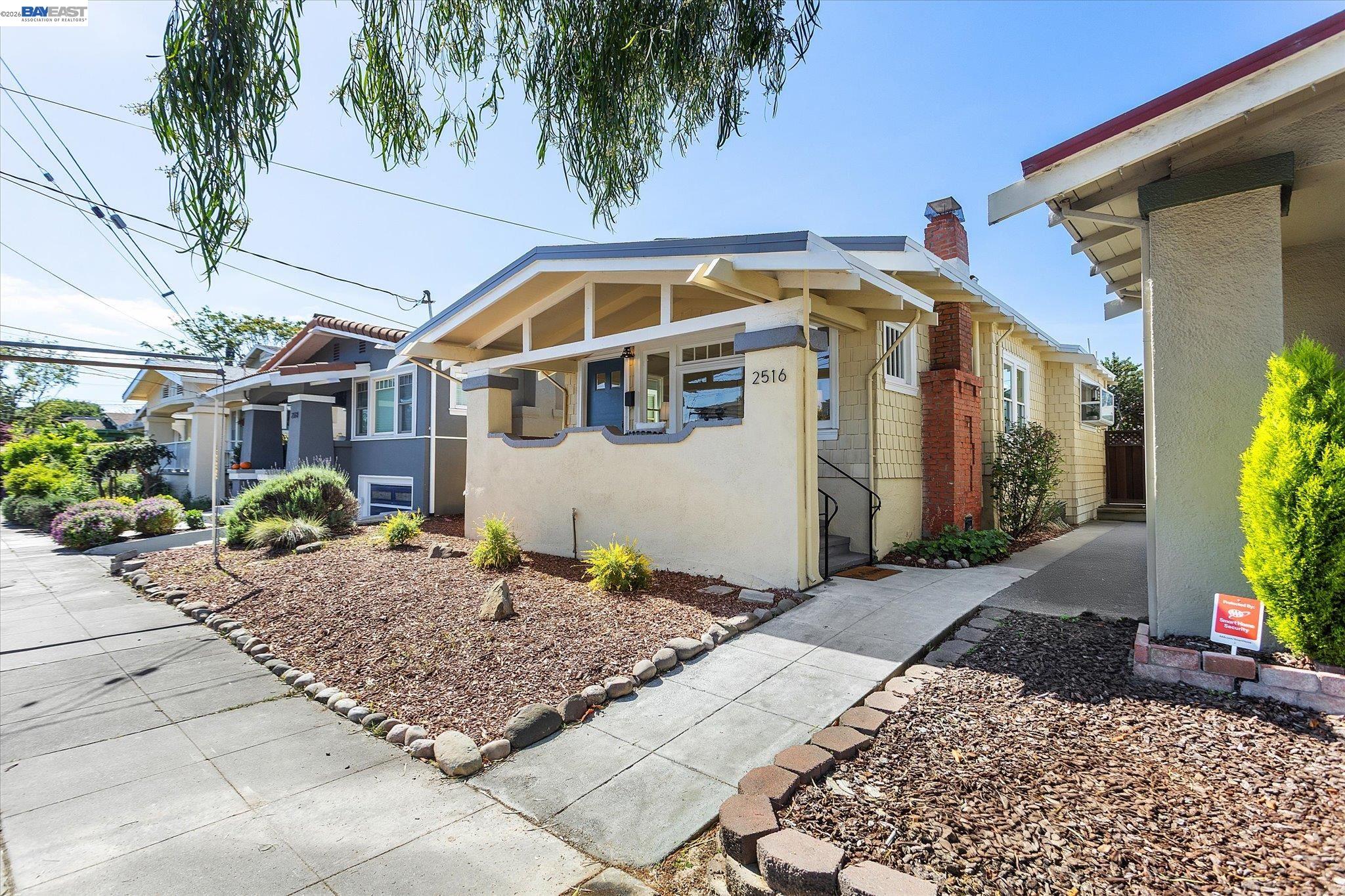 2516 Buena Vista Ave