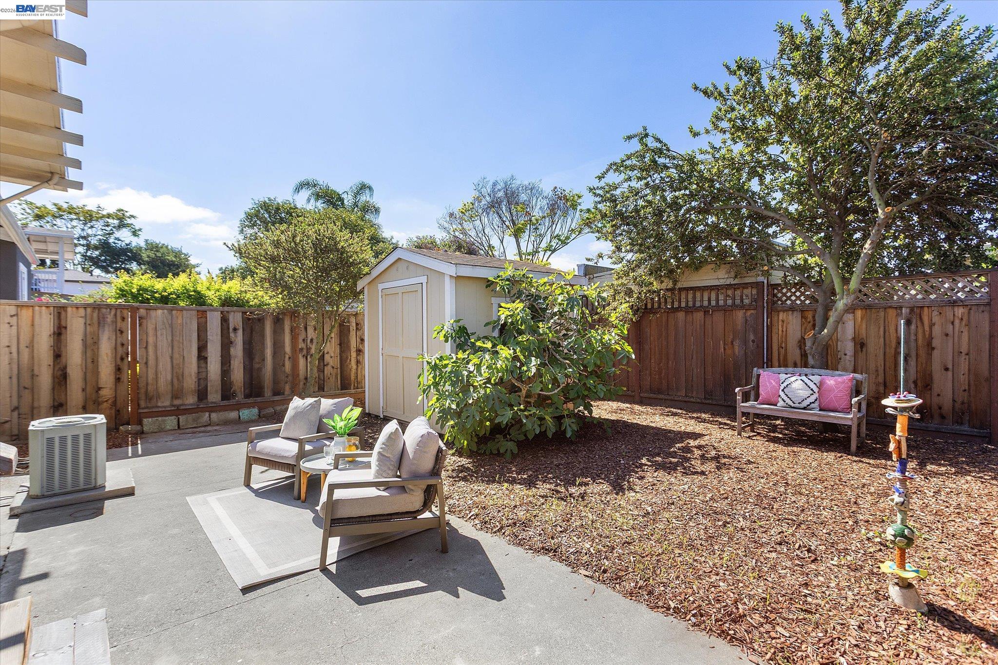 2516 Buena Vista Ave