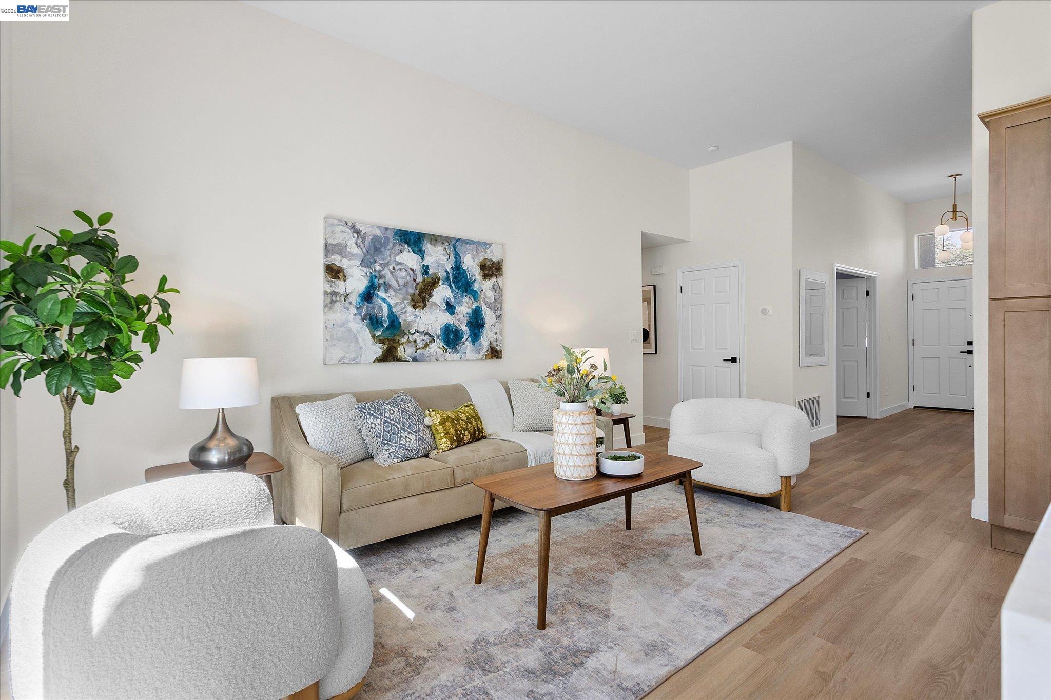 535 Zenith Ridge Rd