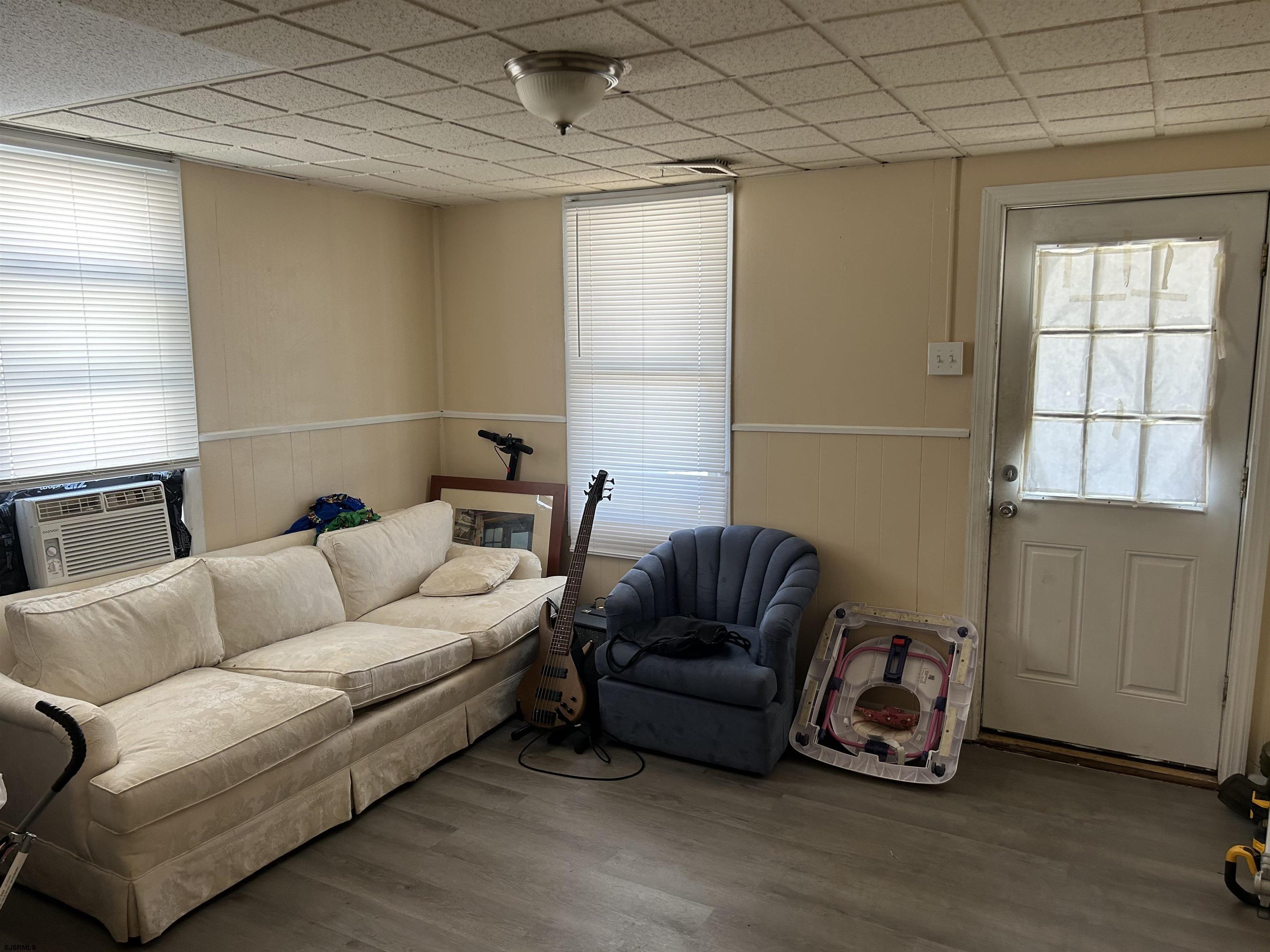 128-130 W Spicer