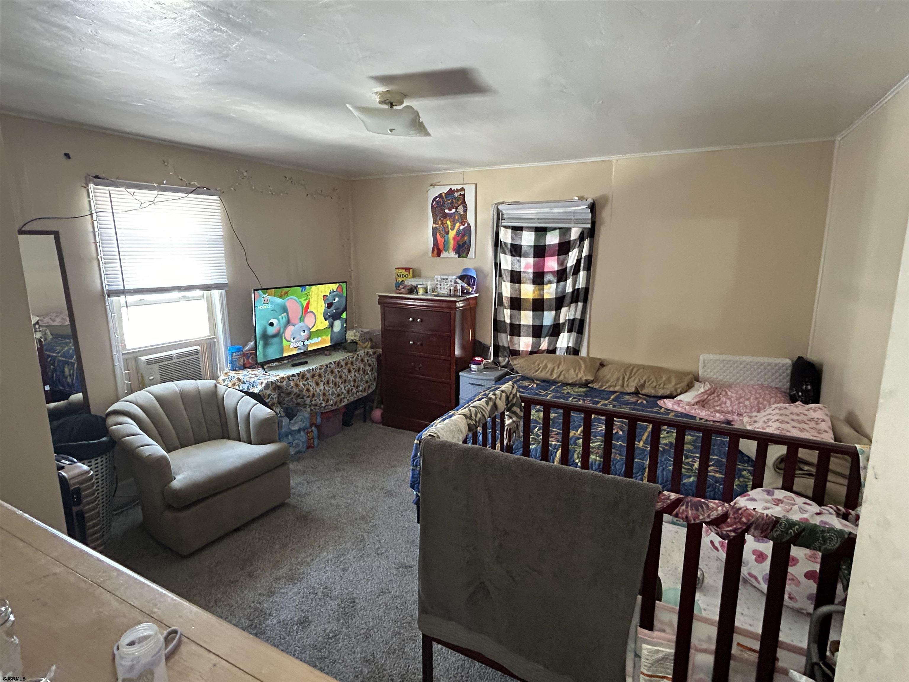 128-130 W Spicer