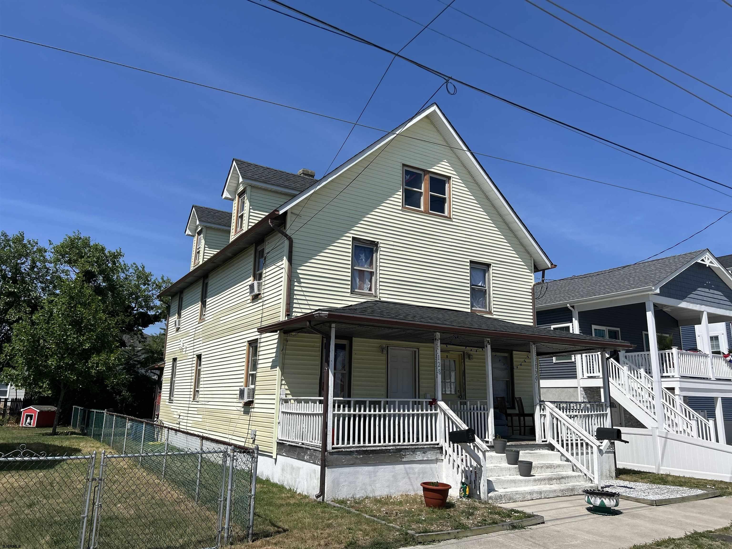 128-130 W Spicer