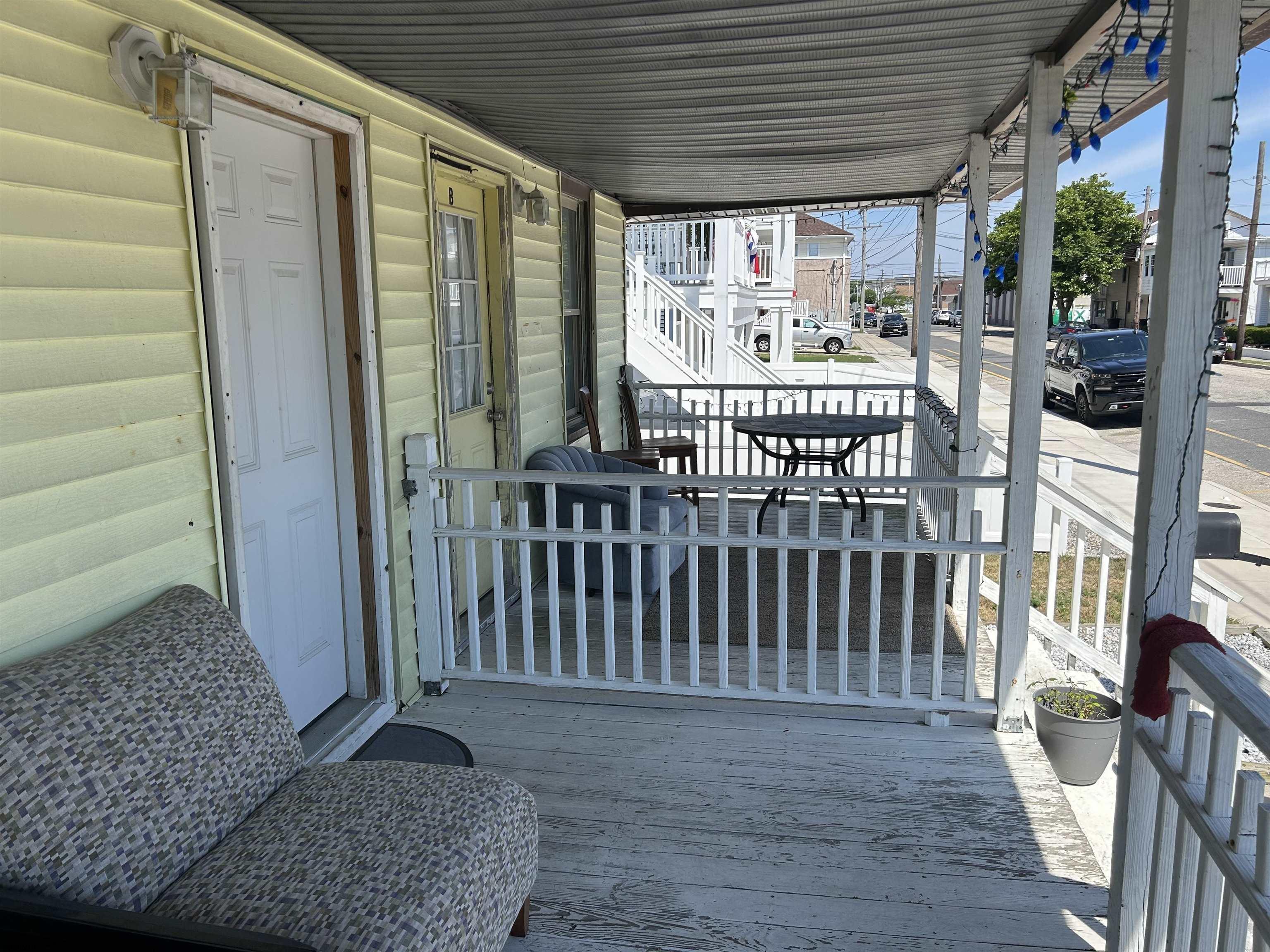 128-130 W Spicer