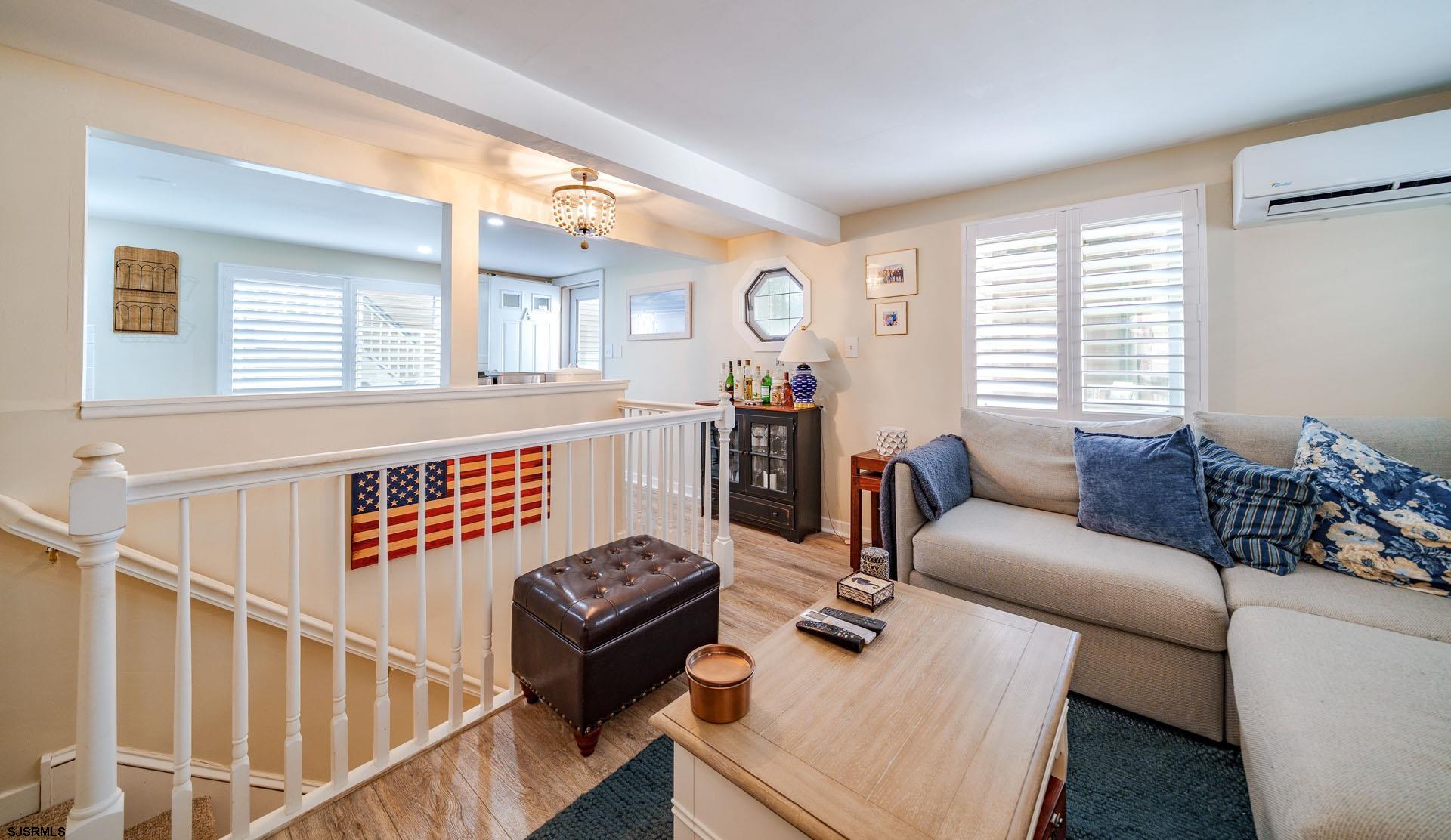 3316 Asbury #1 (A) Ave Unit: 1 (A)