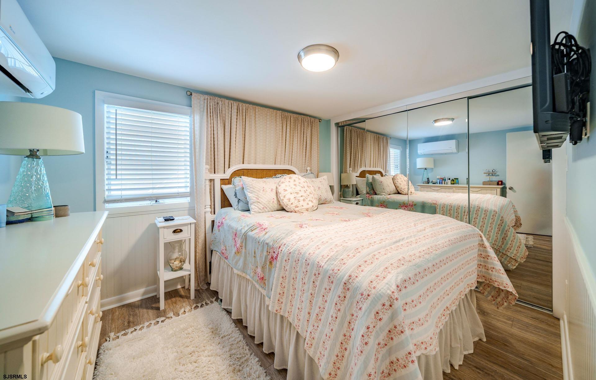 3316 Asbury #1 (A) Ave Unit: 1 (A)