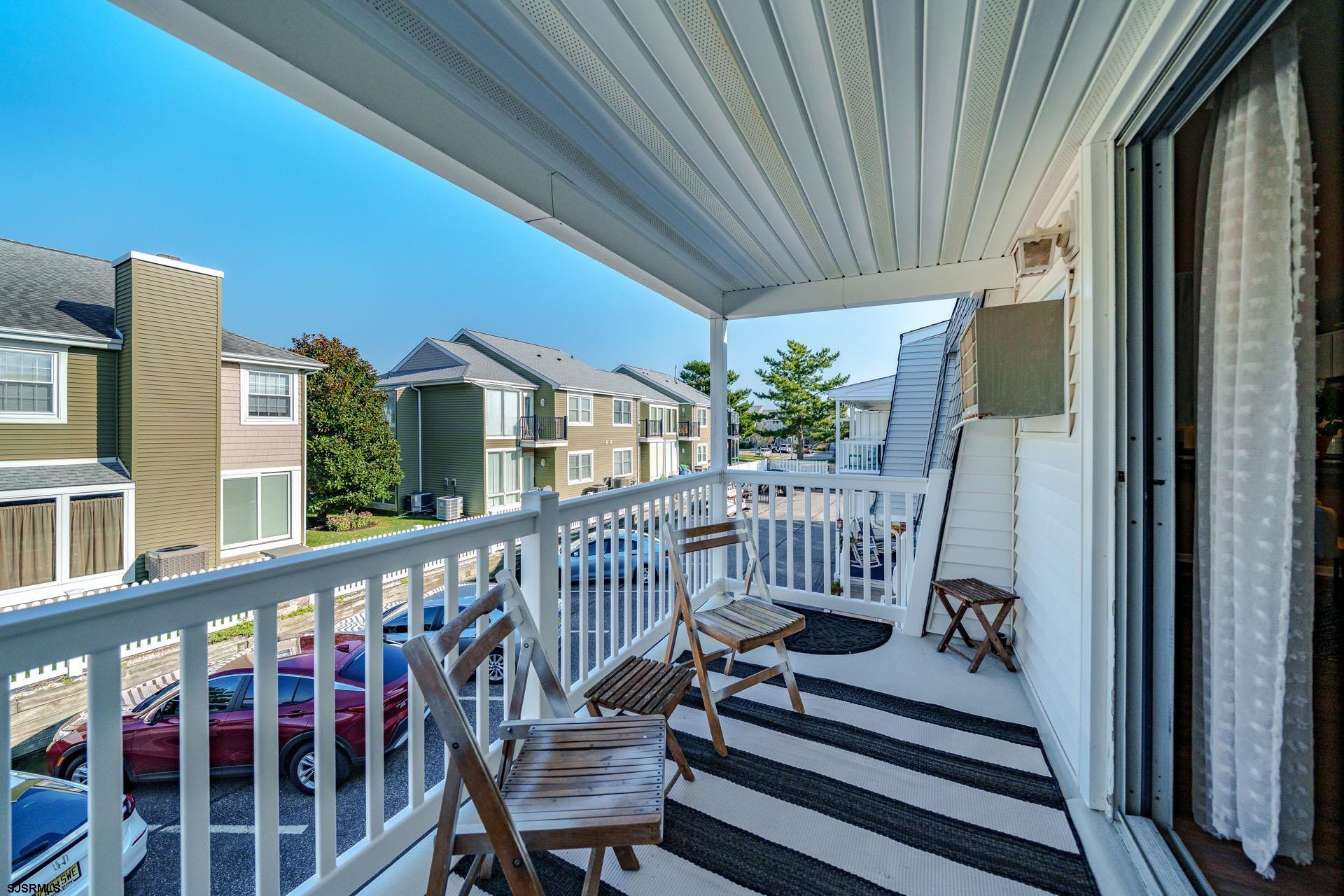 2734 Bay Ave Unit: 2734