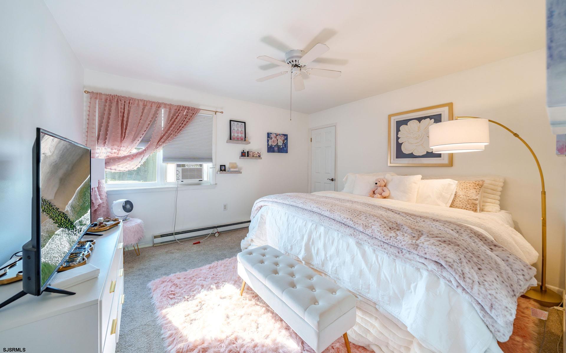 2734 Bay Ave Unit: 2734