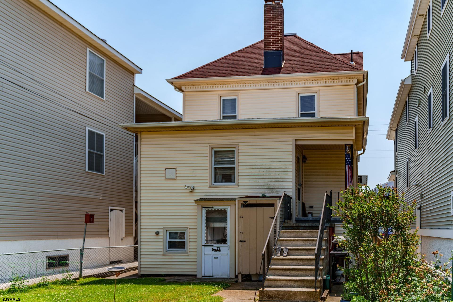 332 Asbury Ave
