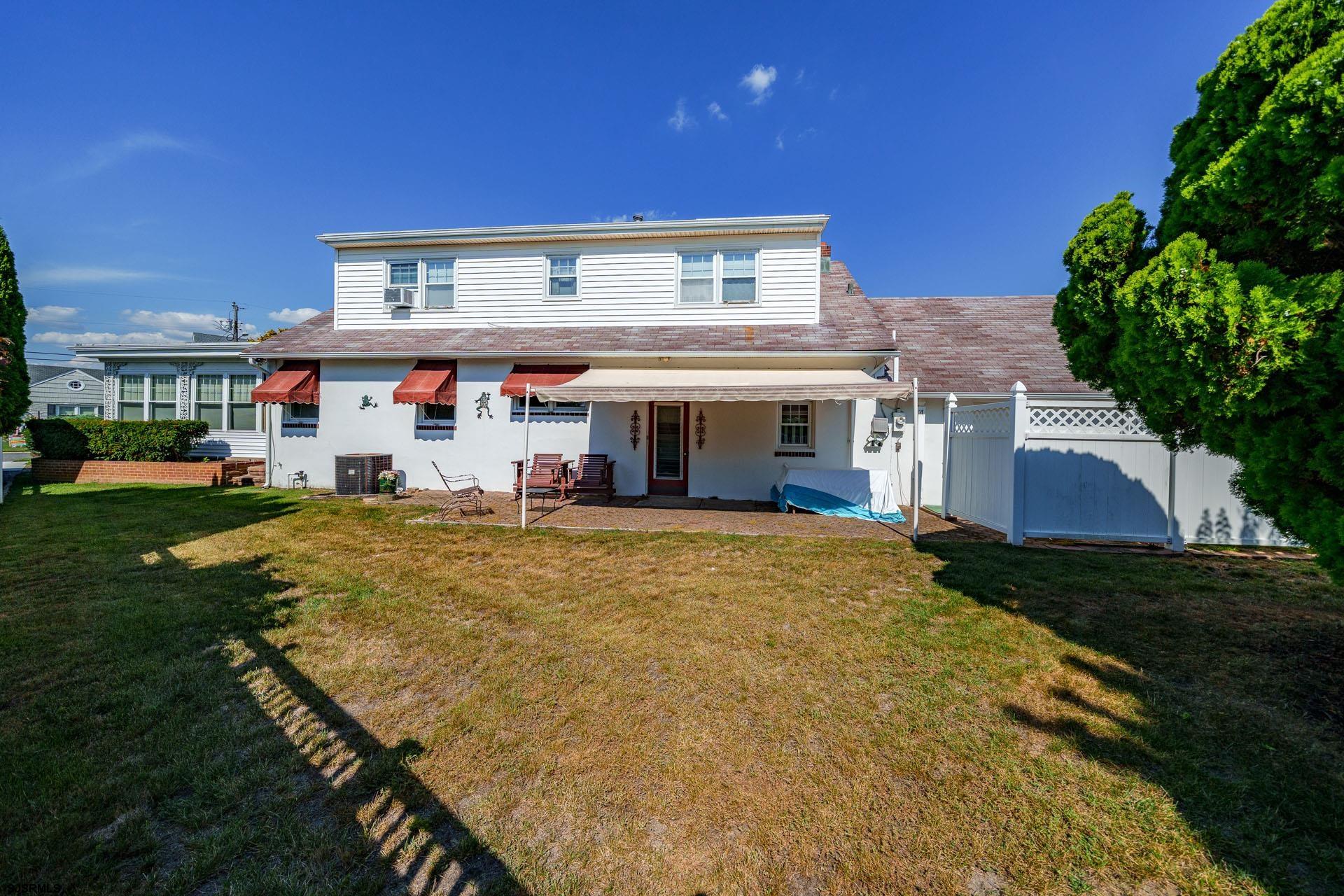 2 Hollytree Road