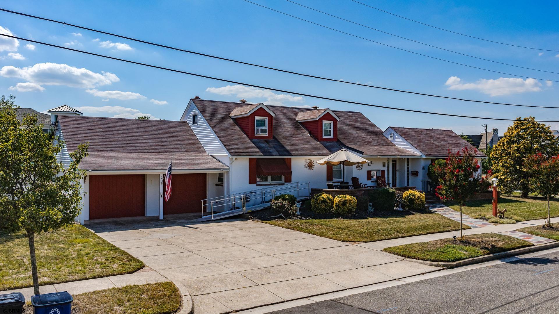 2 Hollytree Road