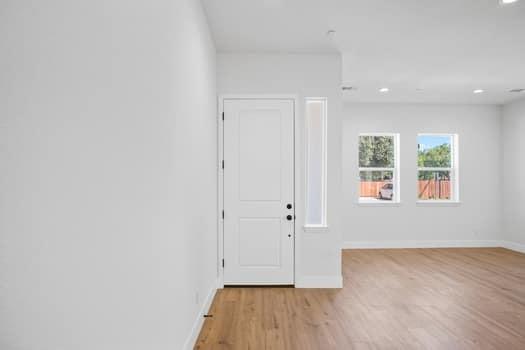 2201 O Farrell Avenue