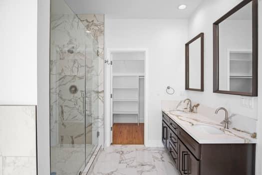 2201 O Farrell Avenue