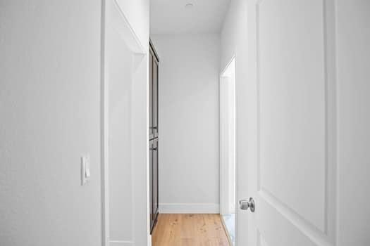 2201 O Farrell Avenue