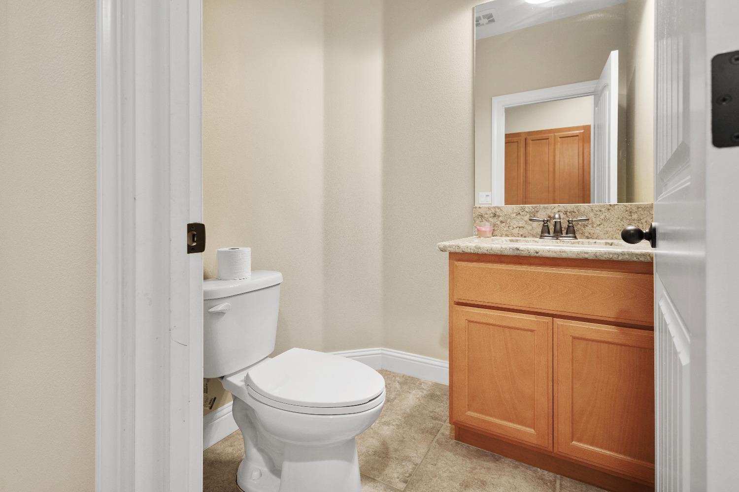 2785 Lexington Avenue