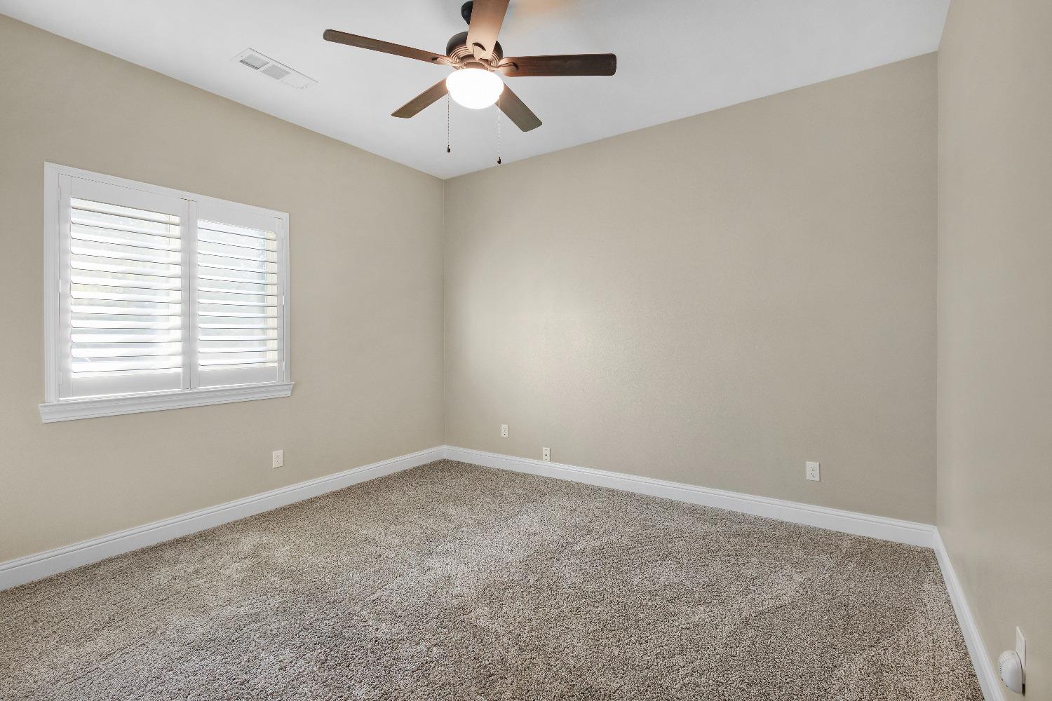 2785 Lexington Avenue