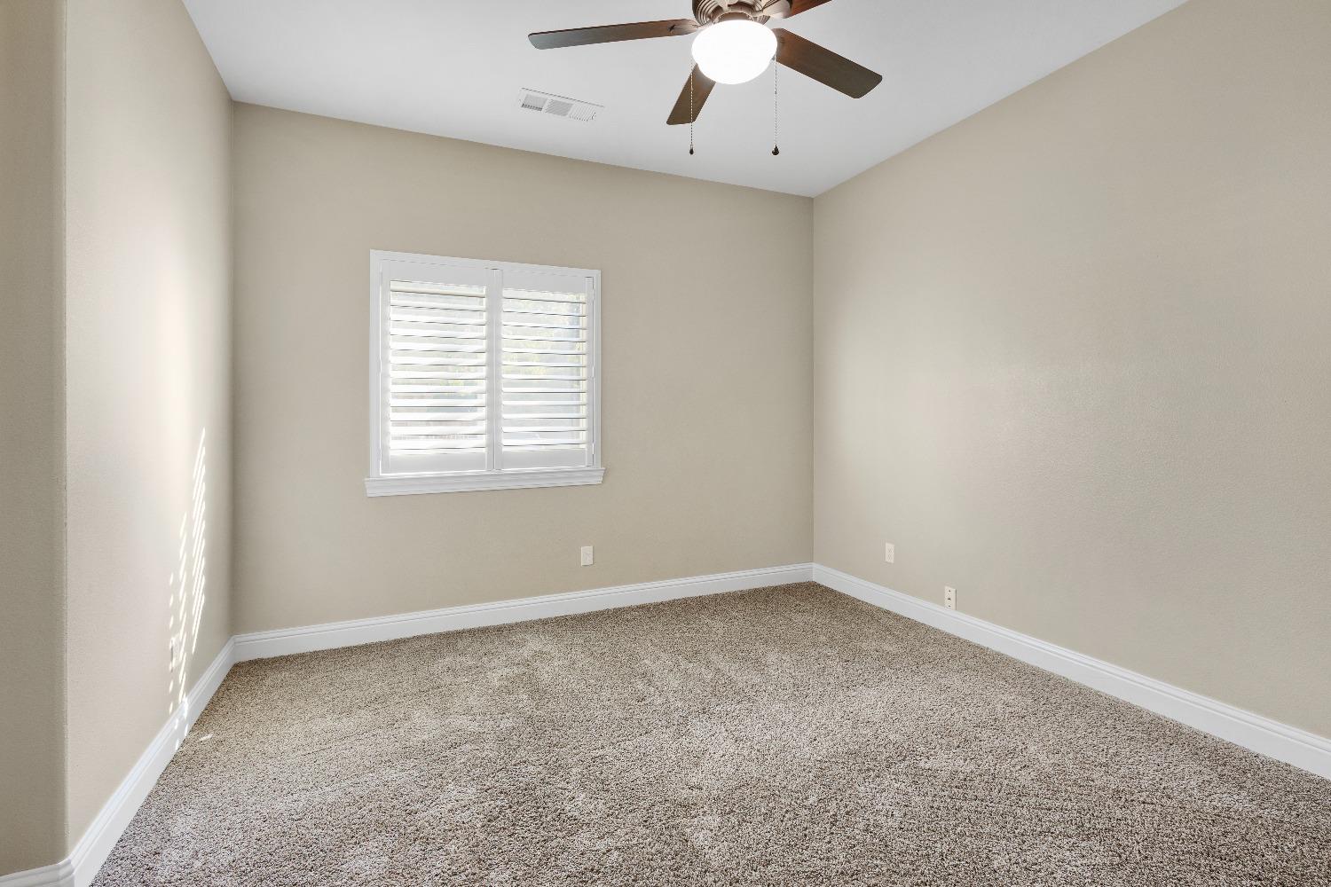 2785 Lexington Avenue