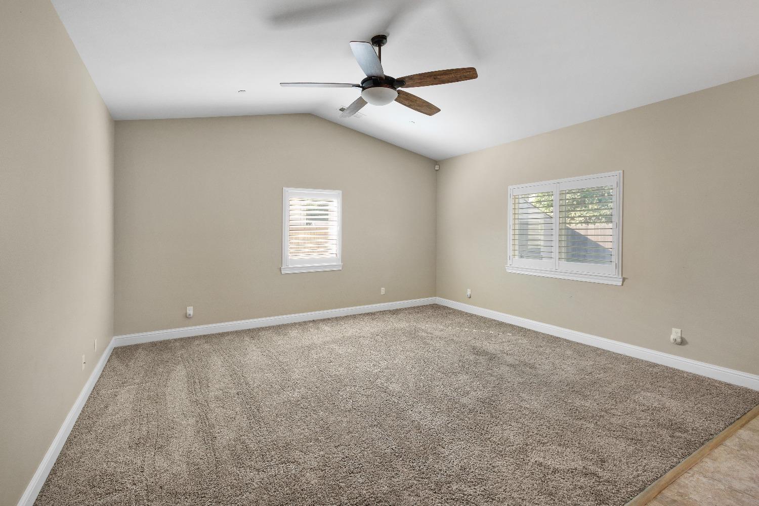 2785 Lexington Avenue