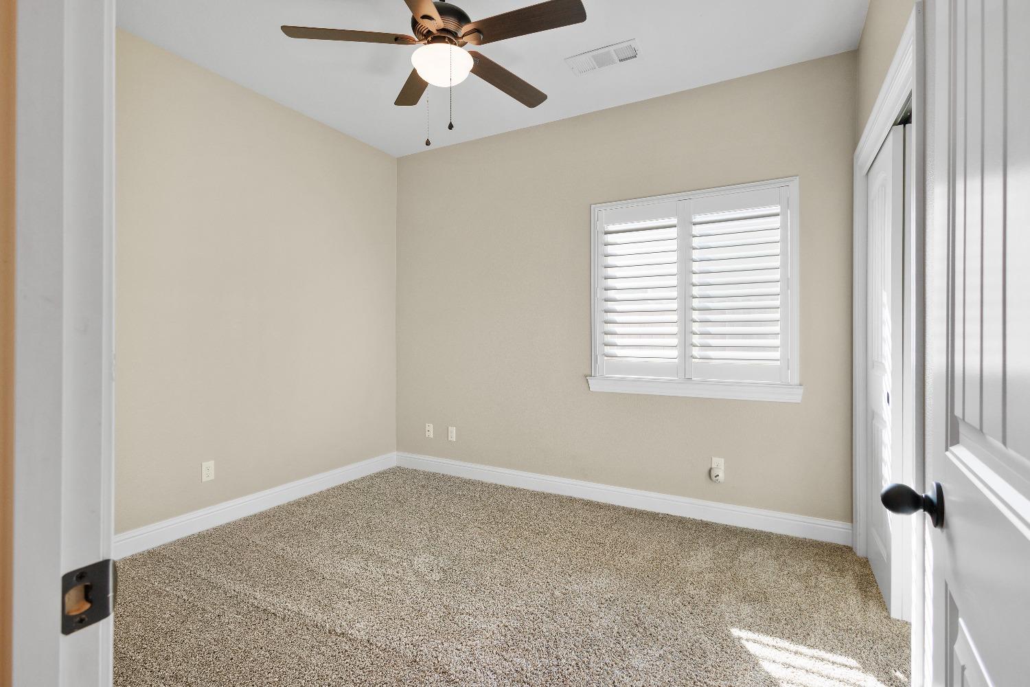 2785 Lexington Avenue