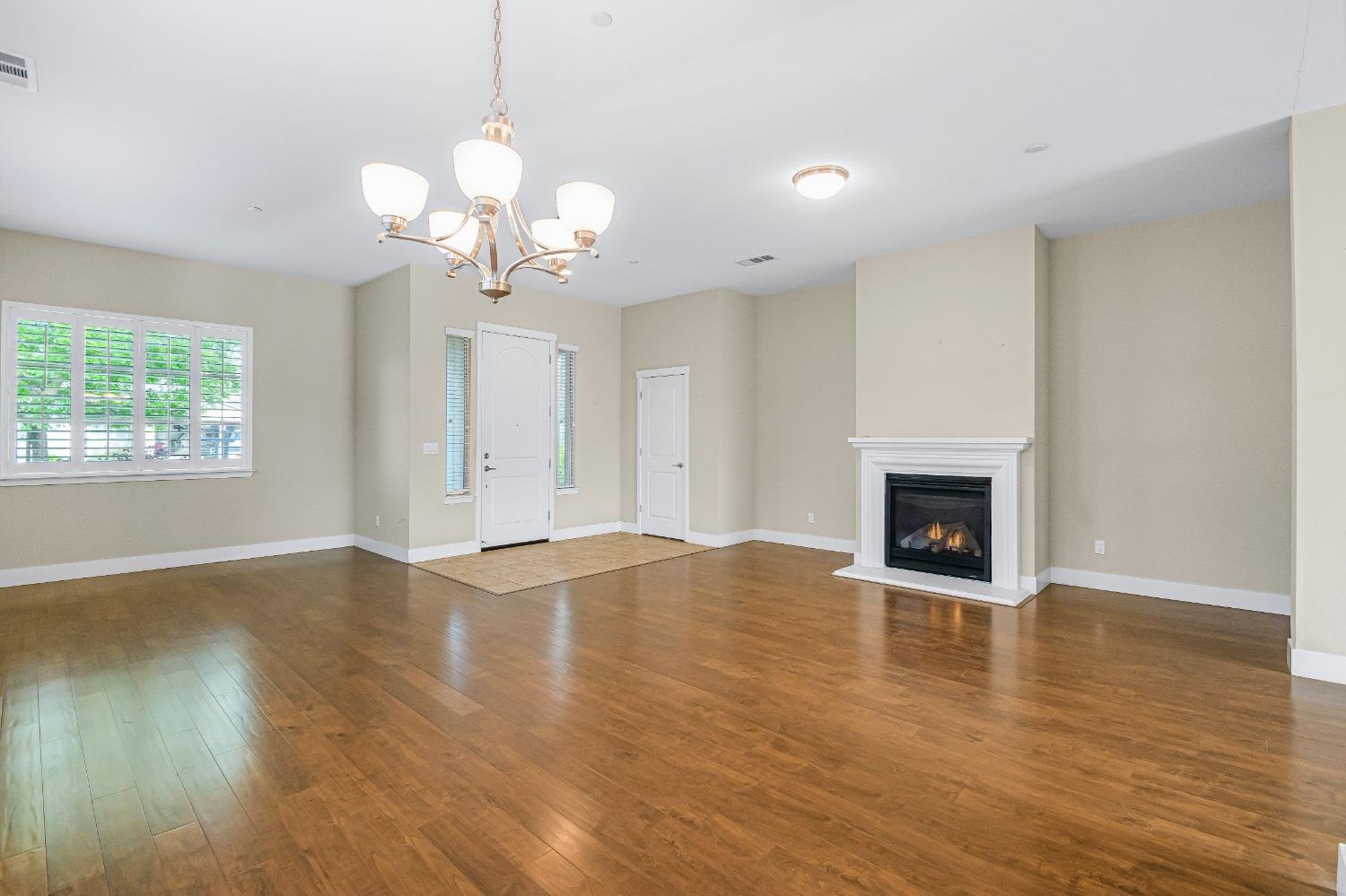 8679 Victory Court