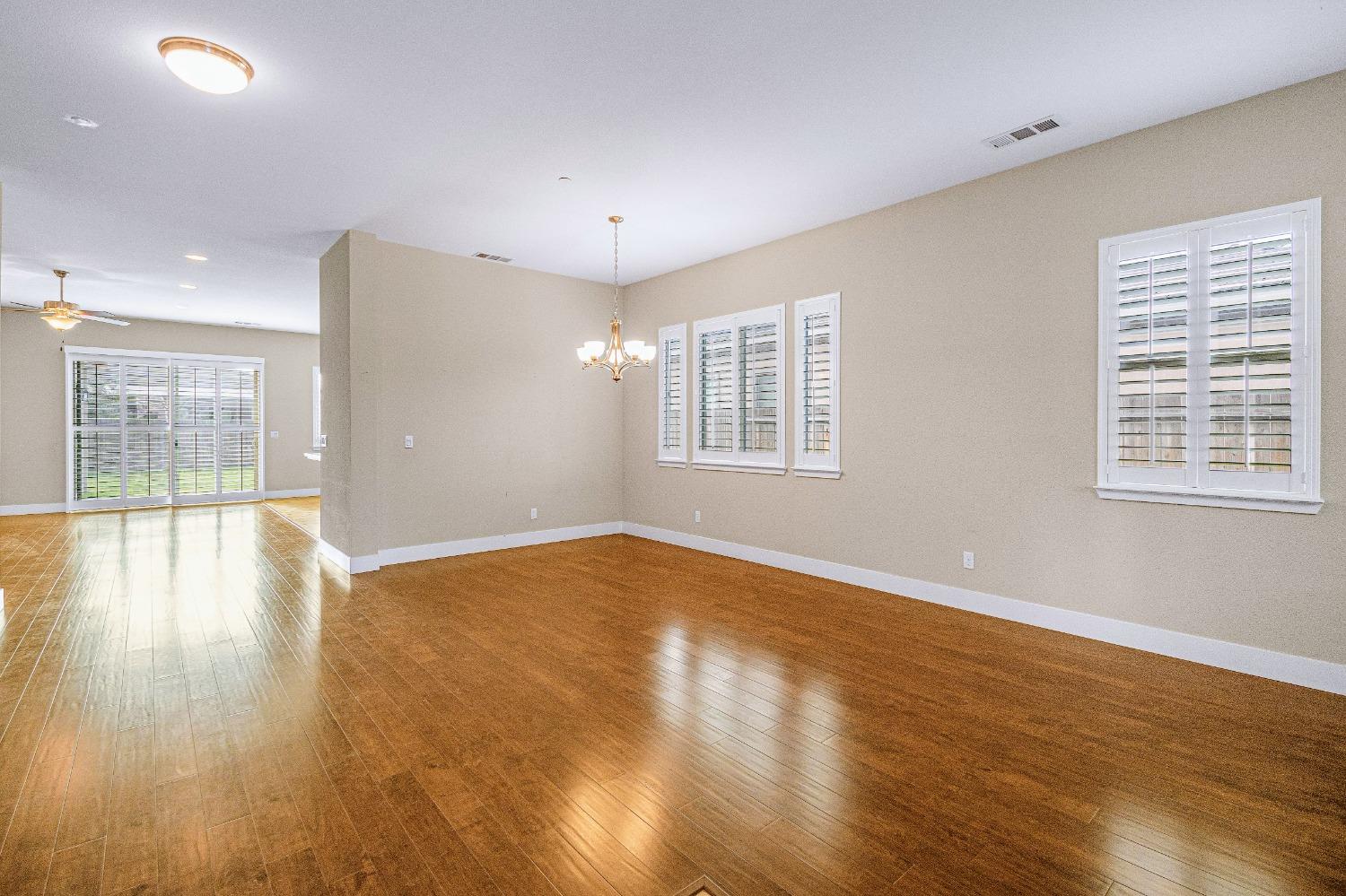 8679 Victory Court