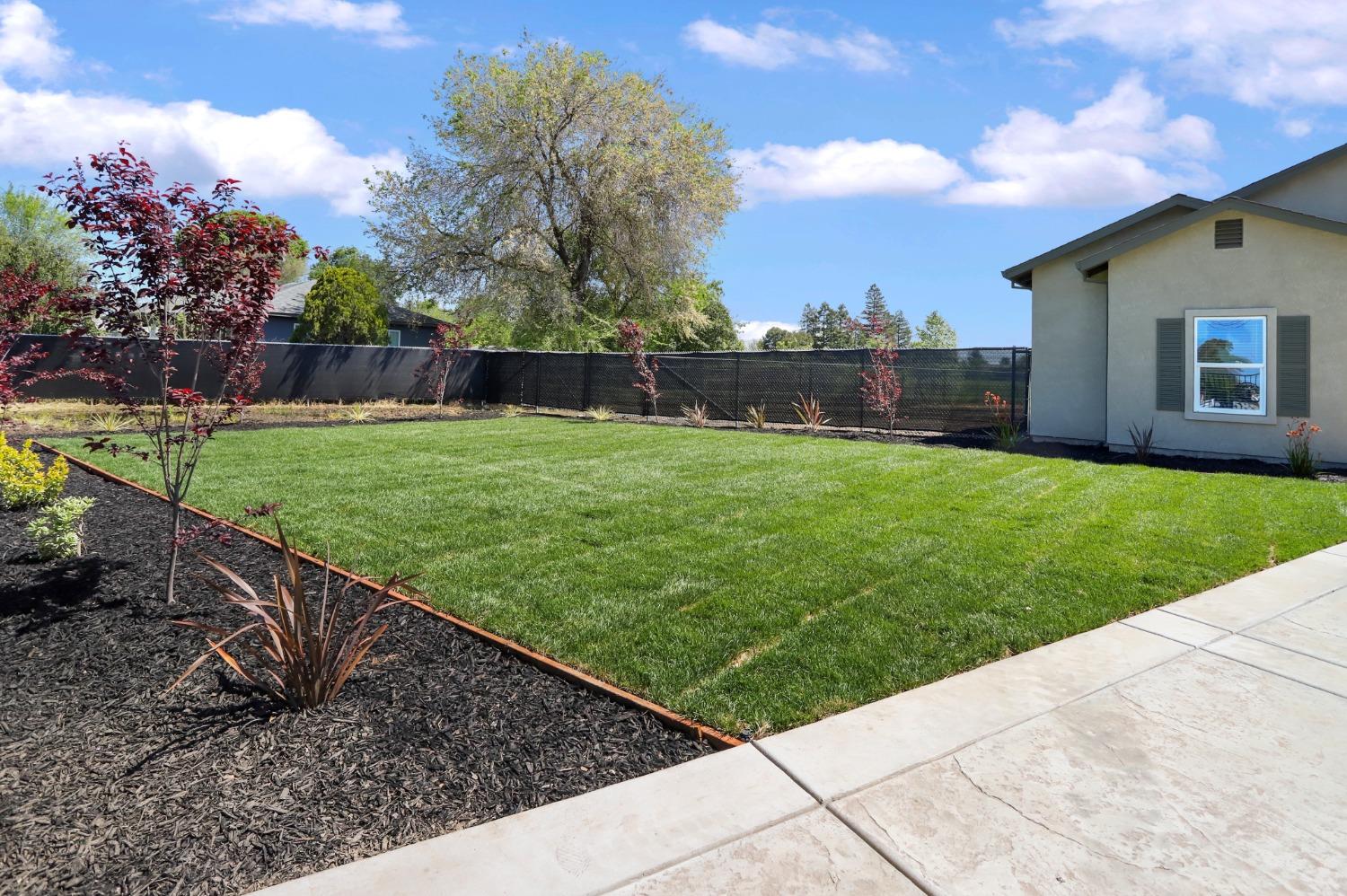 5828 E Cherokee Road