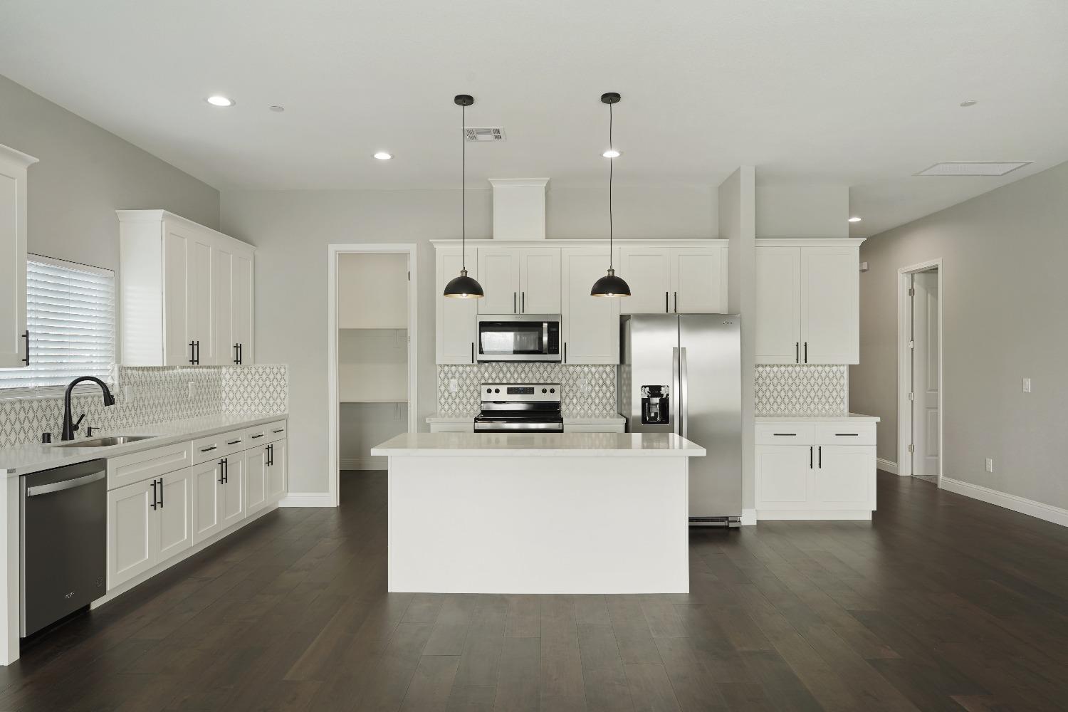 5828 E Cherokee Road