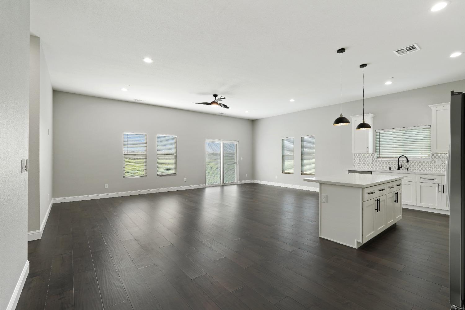 5828 E Cherokee Road