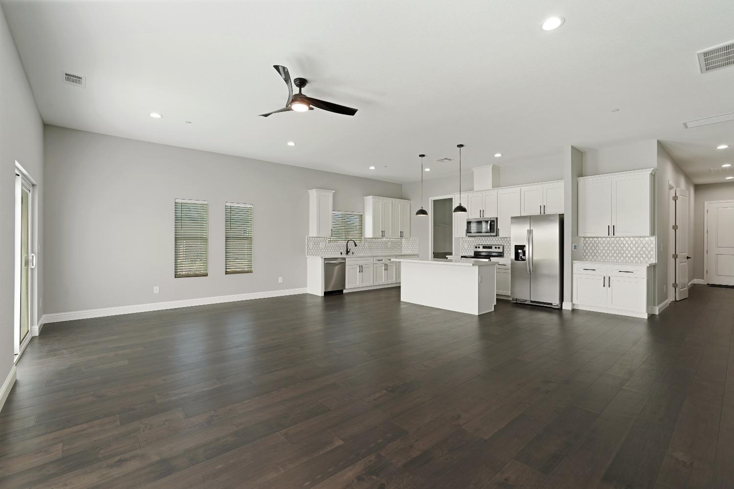 5828 E Cherokee Road