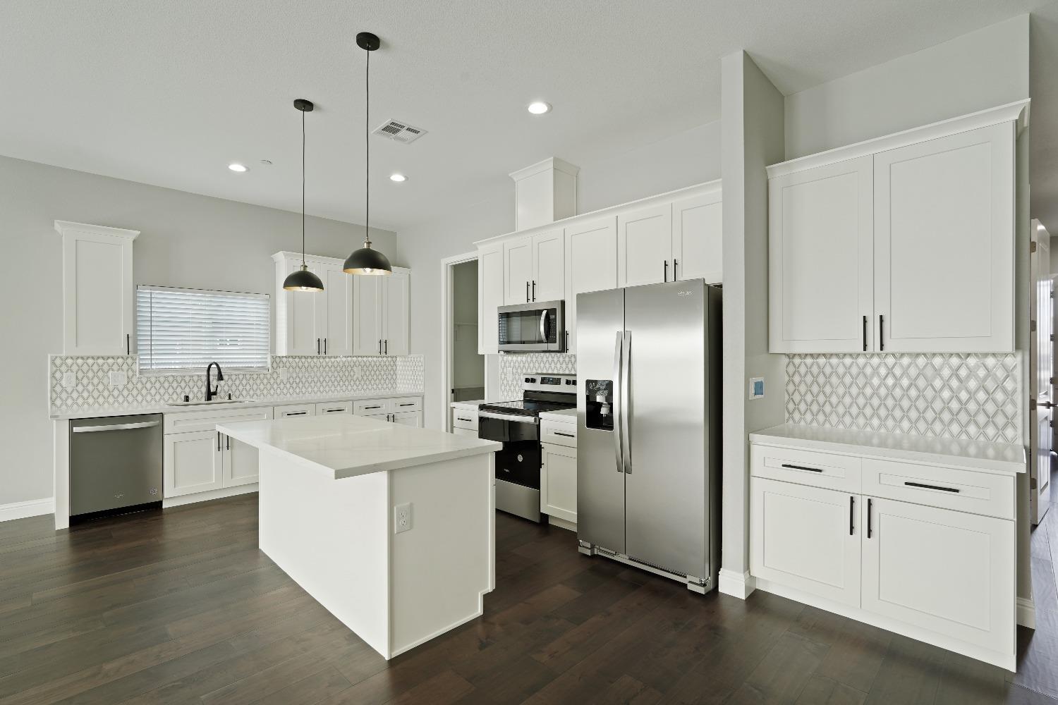 5828 E Cherokee Road