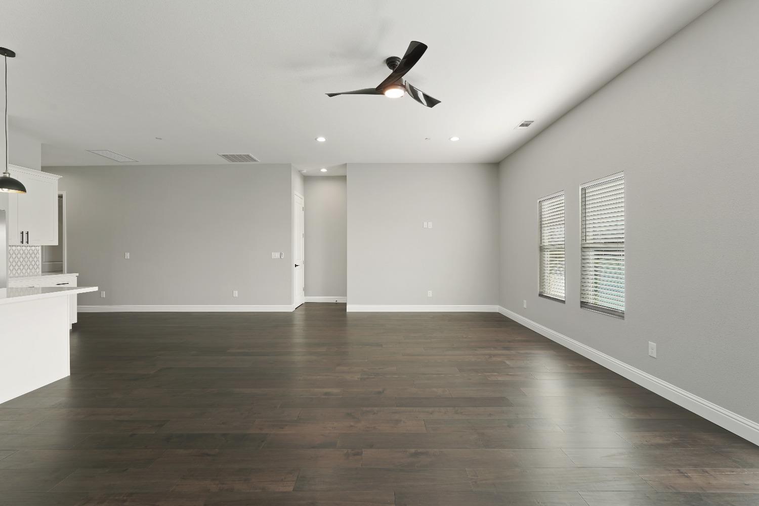 5828 E Cherokee Road