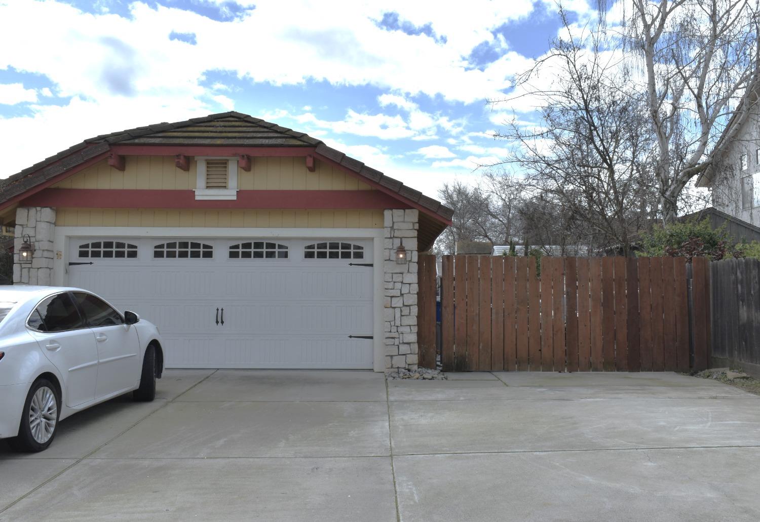 672 Chenin Blanc Drive