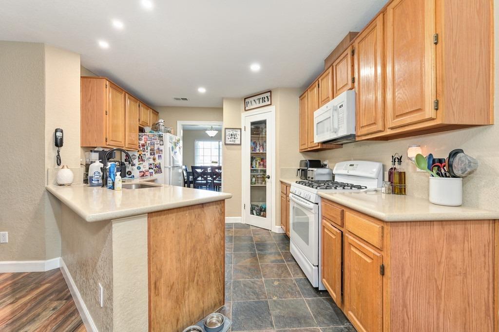 4514 Country Run Way