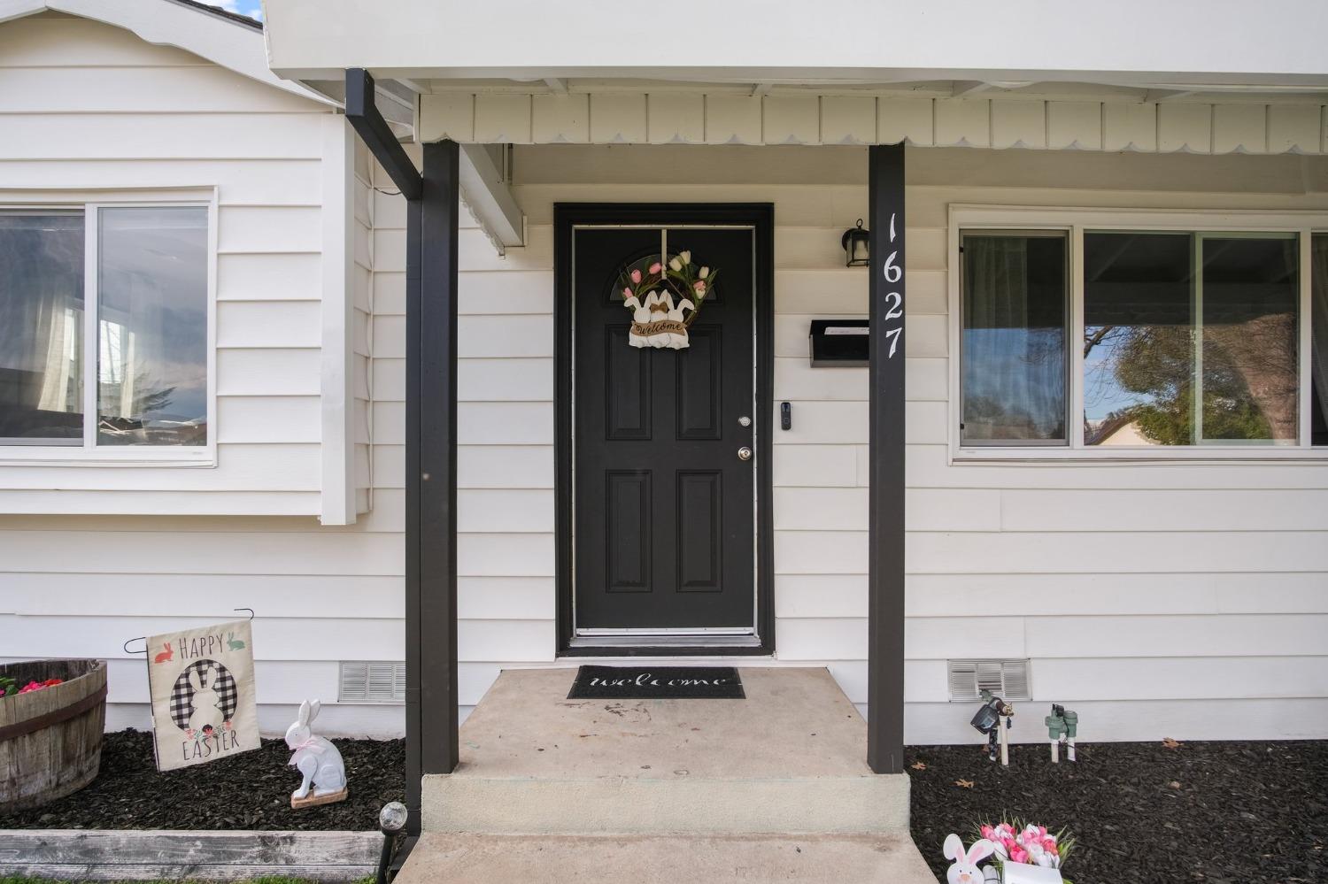 1627 Almador Terrace