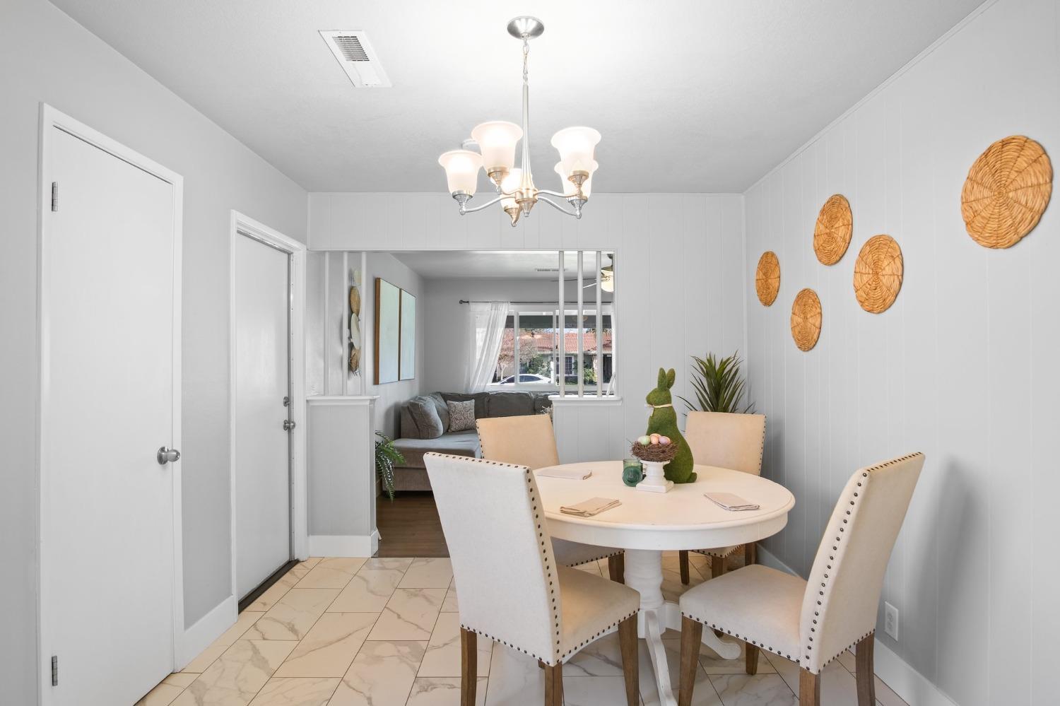 1627 Almador Terrace