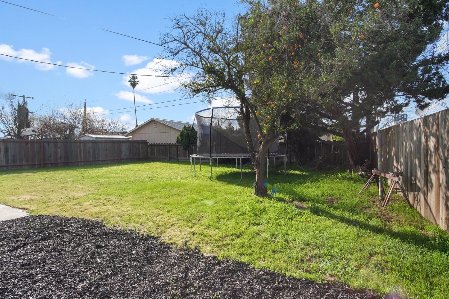 1627 Almador Terrace