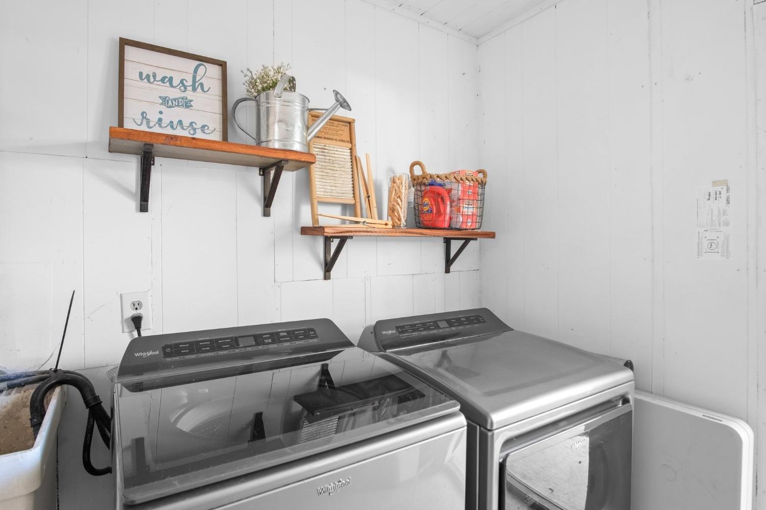 1627 Almador Terrace