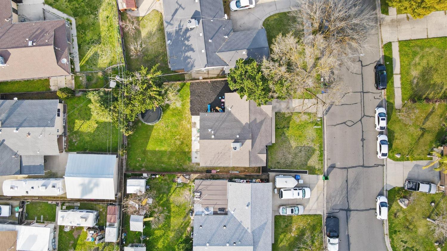 1627 Almador Terrace