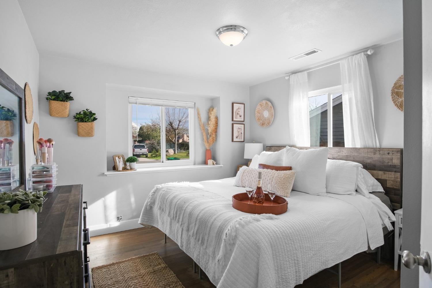 1627 Almador Terrace