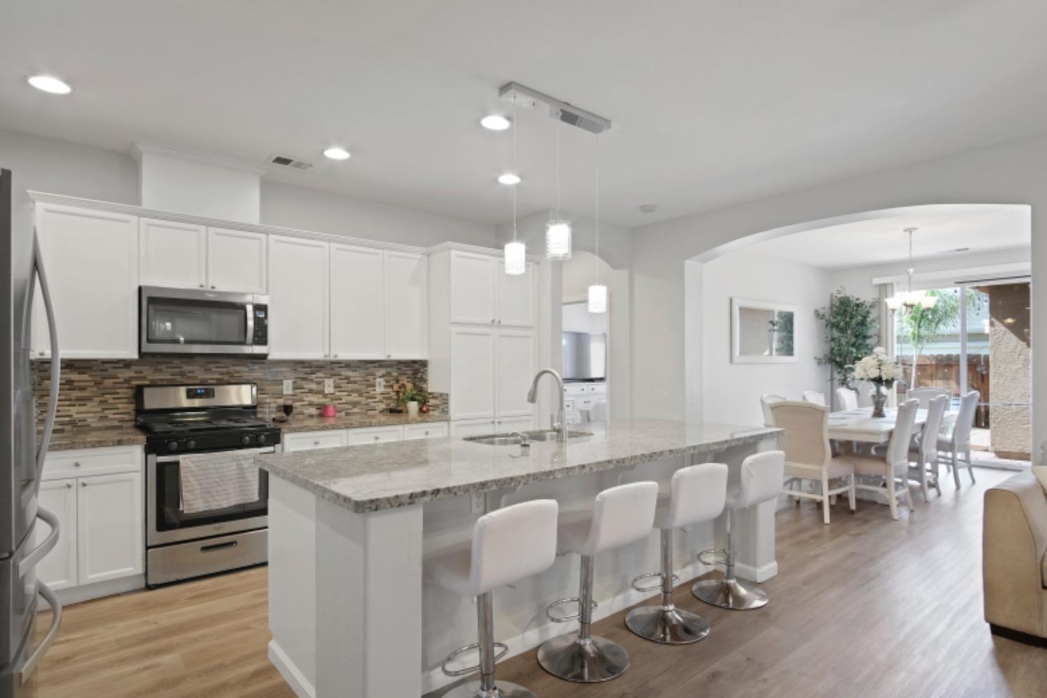 512 Peachcrest Drive
