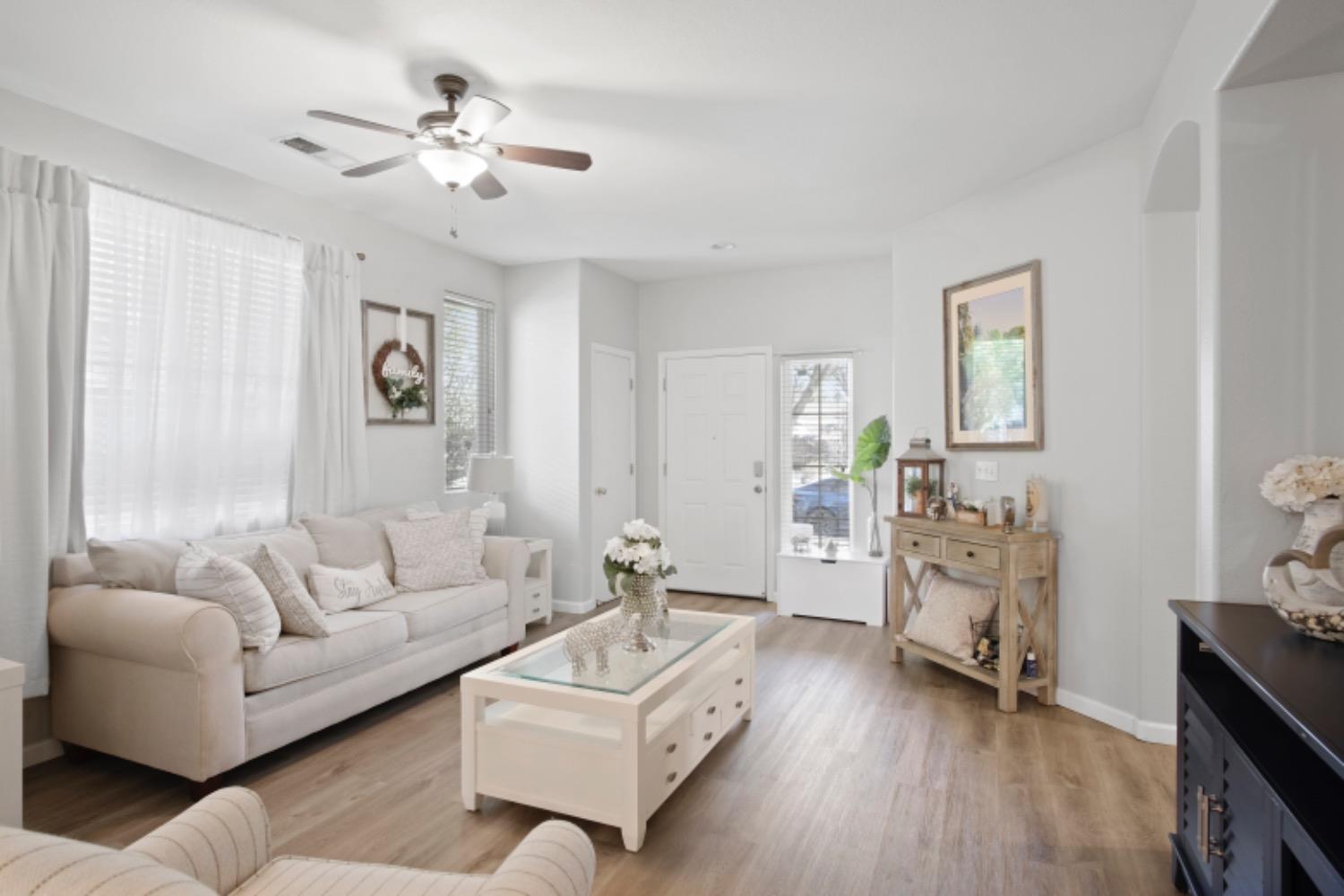 512 Peachcrest Drive