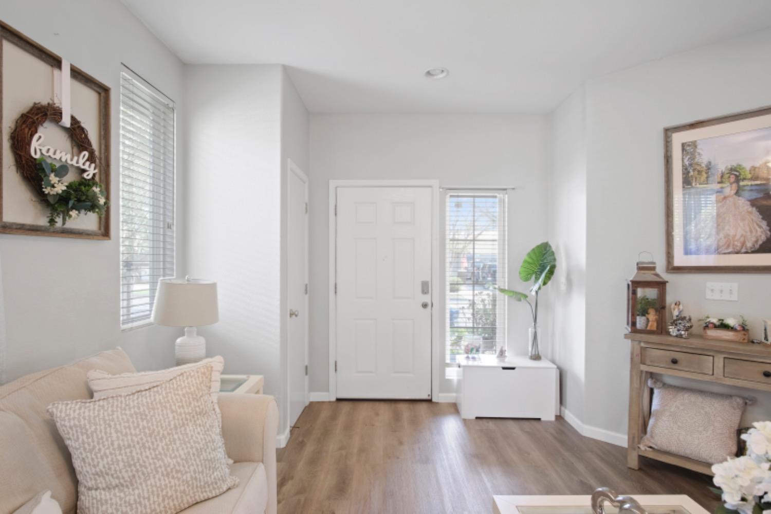 512 Peachcrest Drive