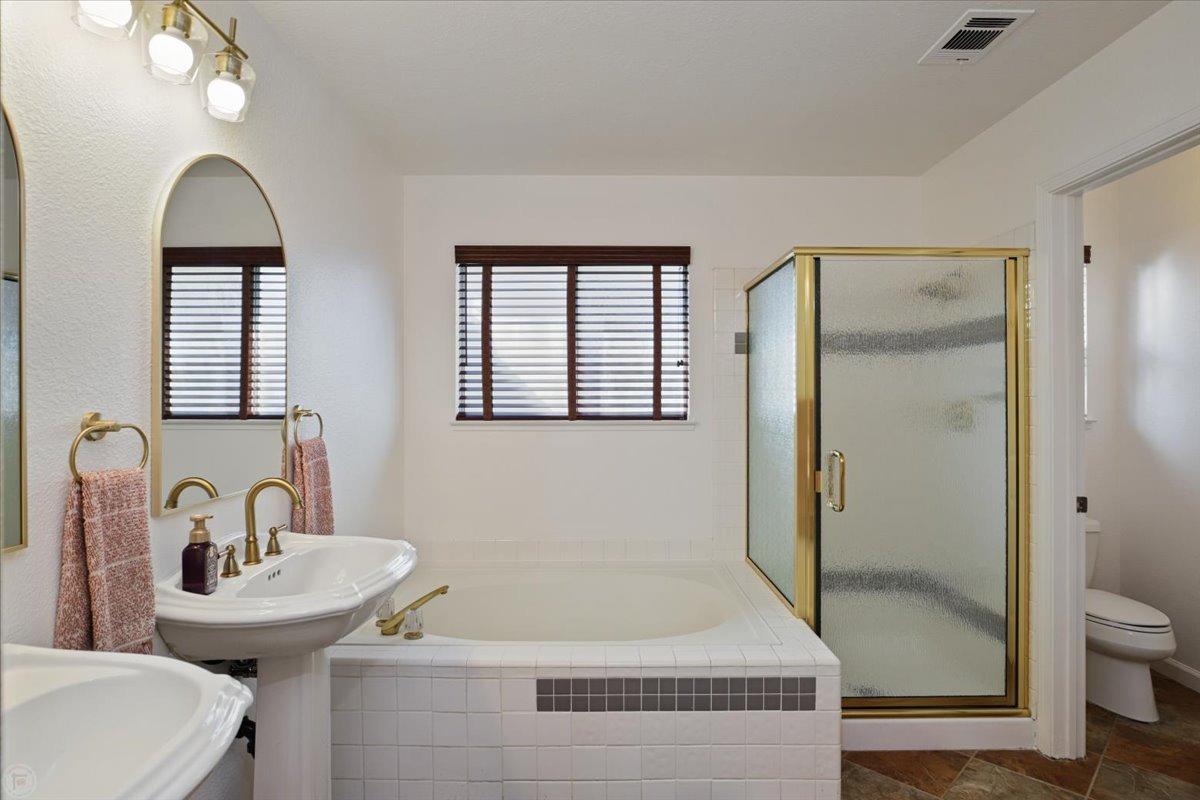 1812 Volendam Avenue