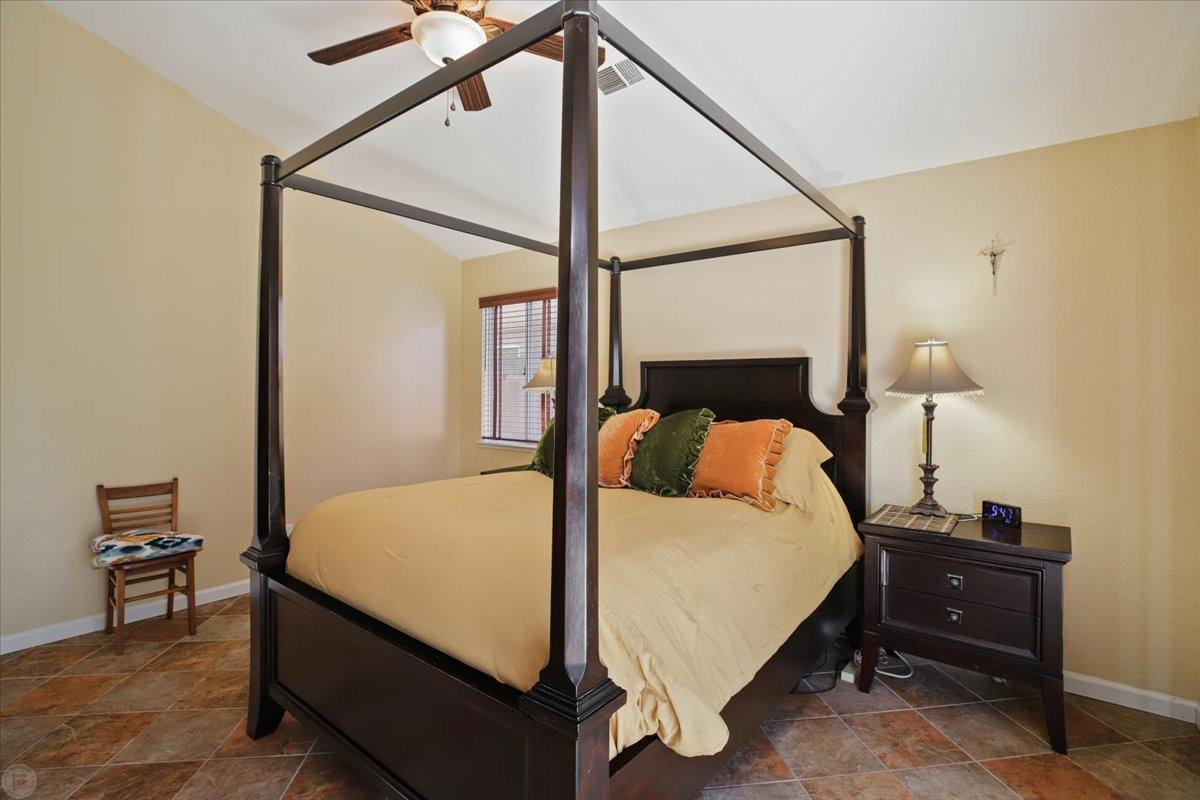 1812 Volendam Avenue