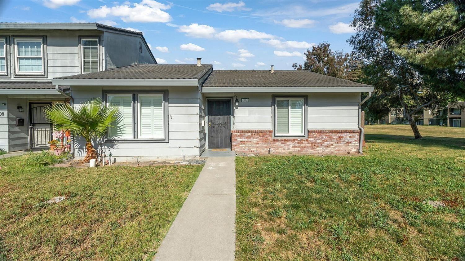 6804 Stonewall Court