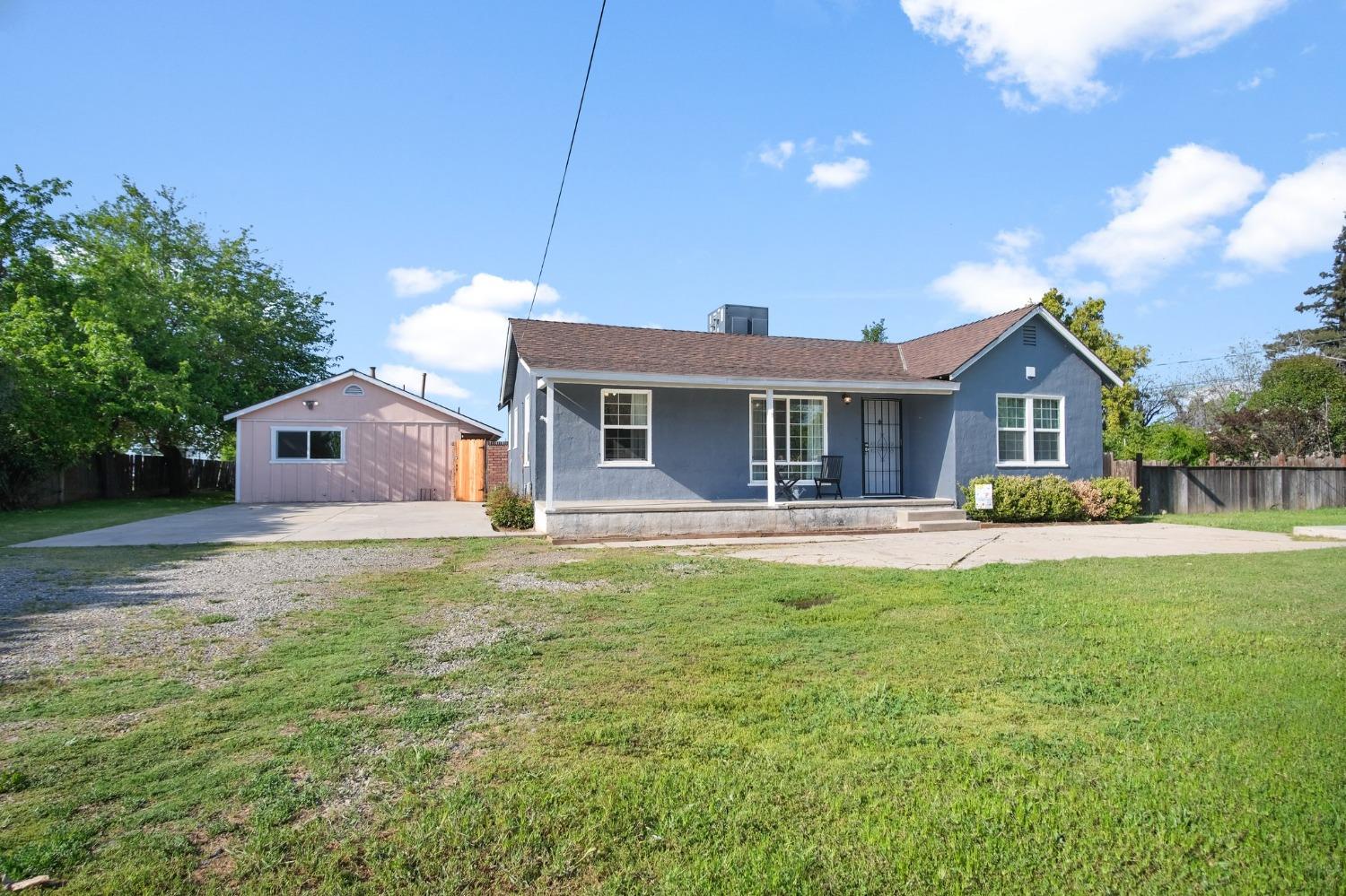 2259 E CHILDS Avenue