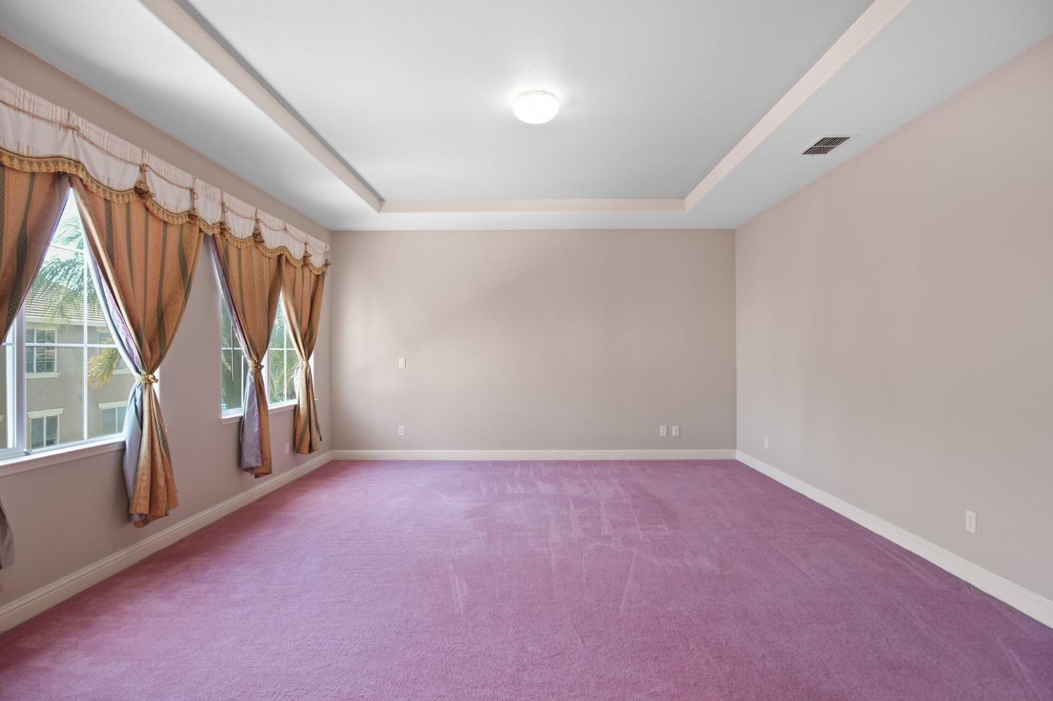 3786 Standing Oak Drive