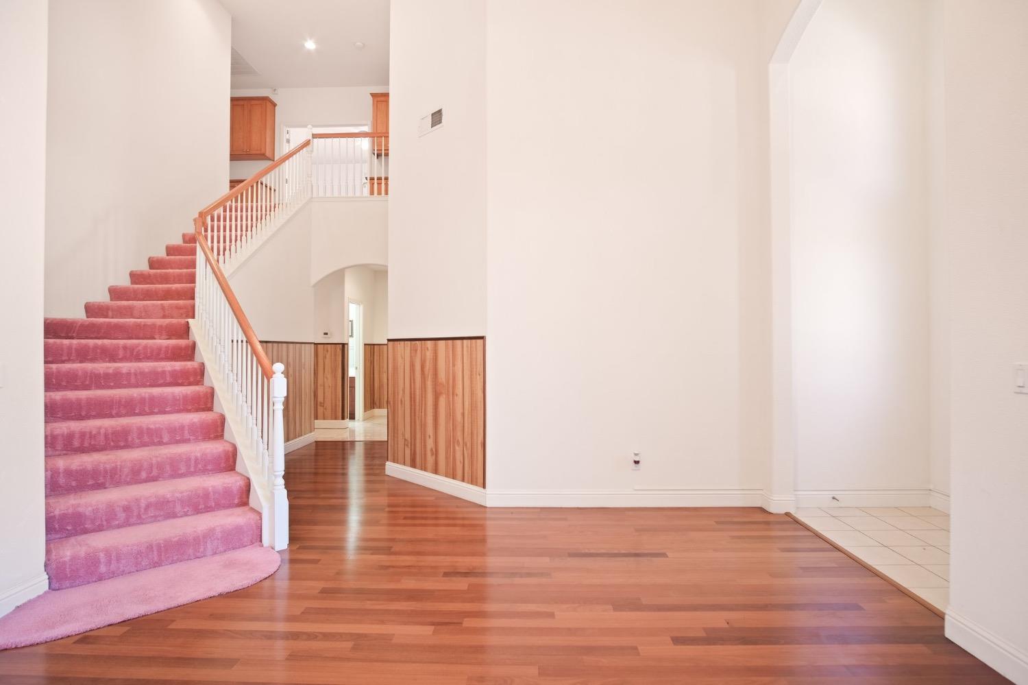 3786 Standing Oak Drive