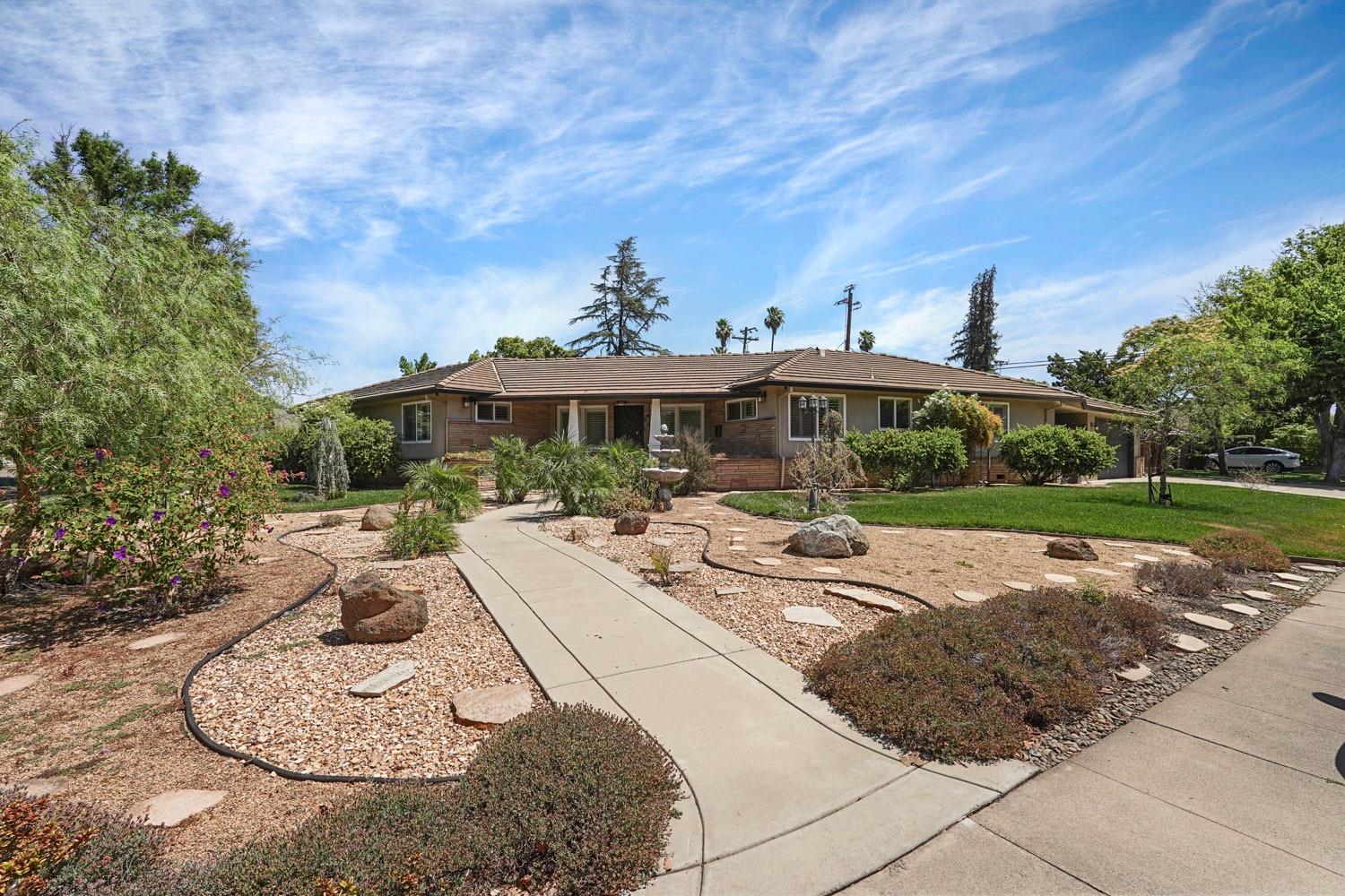 6942 N Pershing Avenue