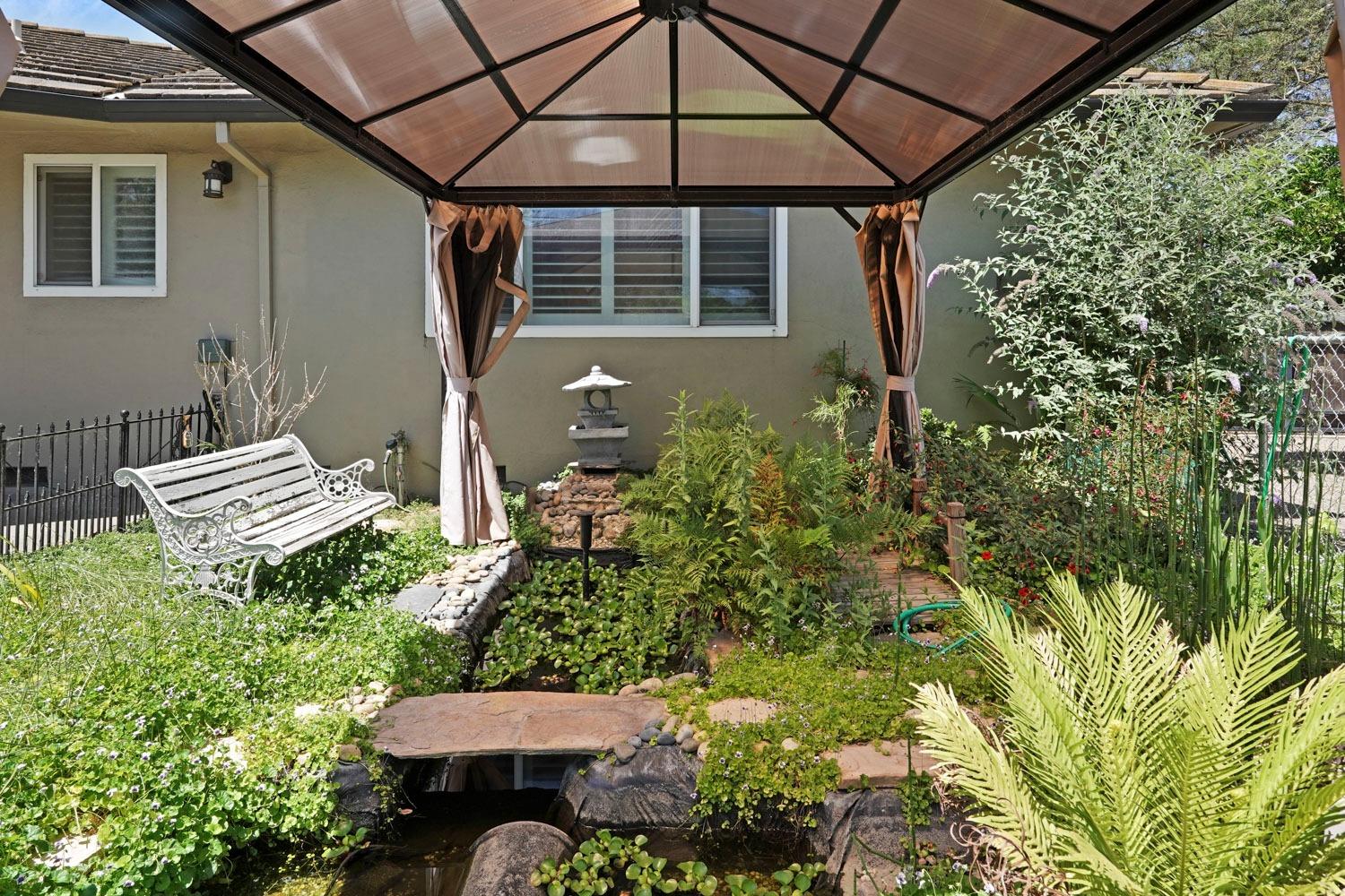 6942 N Pershing Avenue