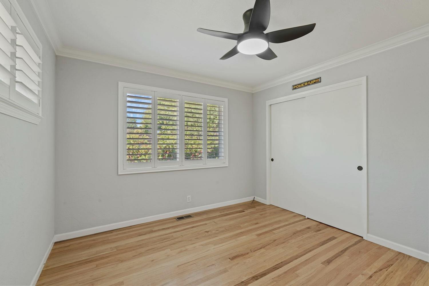 6942 N Pershing Avenue